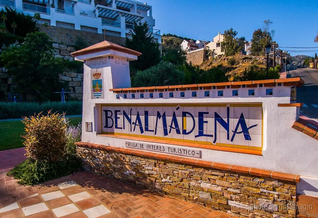 Atico Deluxe - Gran Terraza Con Vistas Panoramicas - Piscina - Parking Gratis Apartment Benalmadena 0*,  Spain