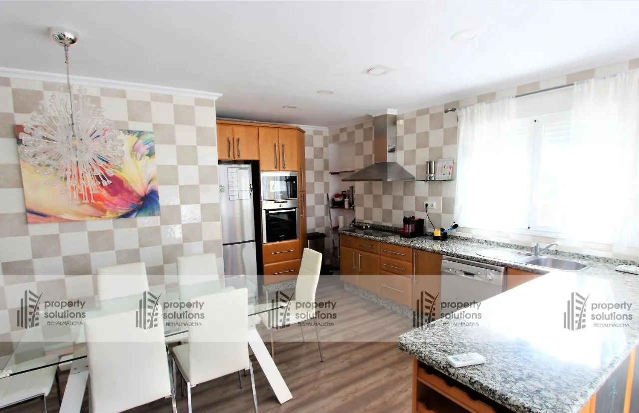 Atico Deluxe - Gran Terraza Con Vistas Panoramicas - Piscina - Parking Gratis Apartment Benalmadena 0*,  Spain
